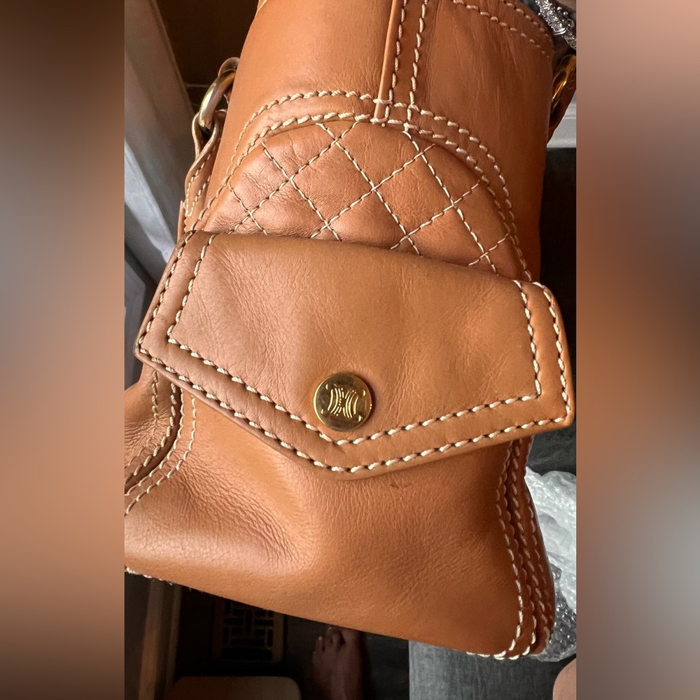Celine vintage beige/brown Leather Satchel with Gold Details - Picture 5 of 15